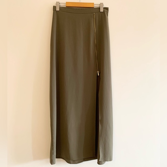Dynamite Maxi Skirt - Picture 1 of 2
